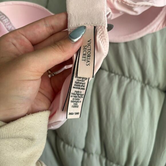 Victoria Secret Pink Bra 36D - Picture 4 of 4